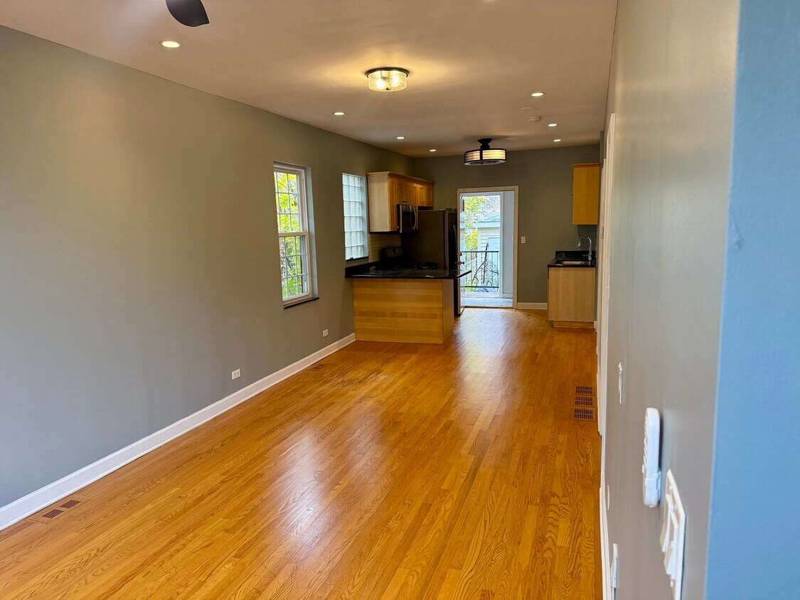 Building Photo - 1957 W Race Ave