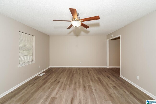 Foto del edificio - 3814 Mars Ave