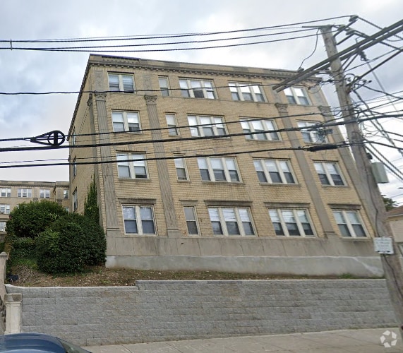 Building Photo - 20 Colborne Rd