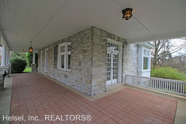 Foto del edificio - 4 br, 3.5 bath House - 2315 Magnolia Drive