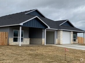 Building Photo - 525 County Rd 306