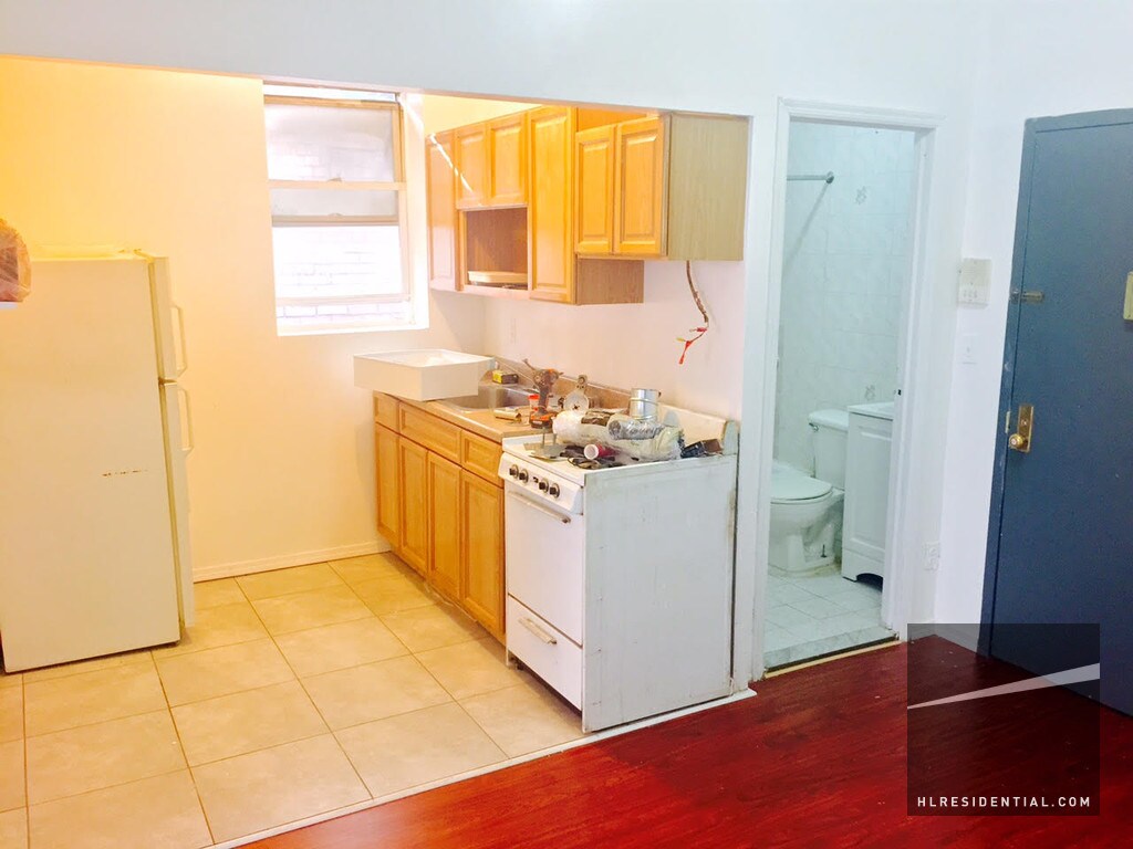 Primary Photo - 4121 29th St