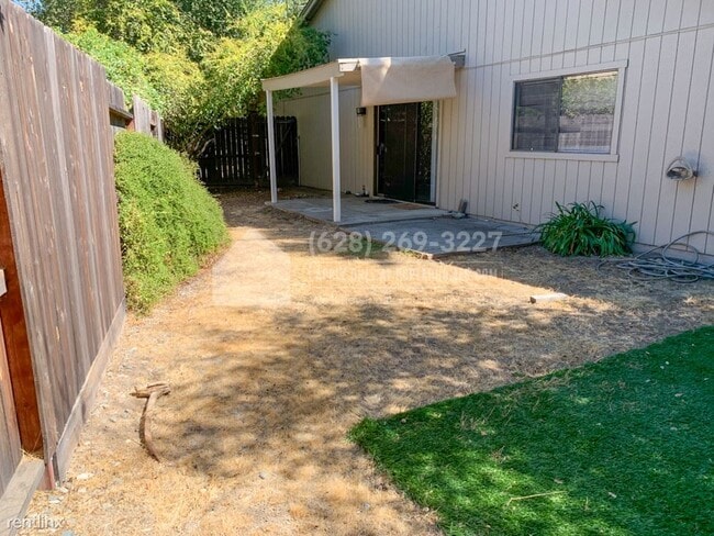 Building Photo - 2 br, 2 bath Duplex - 6812 Folsom Oaks Cou...