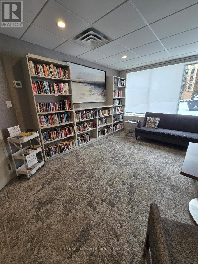 Building Photo - 30 Gloucester St