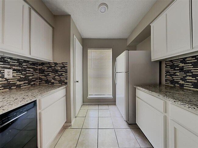 Foto del edificio - 2658 Kodiak Ct