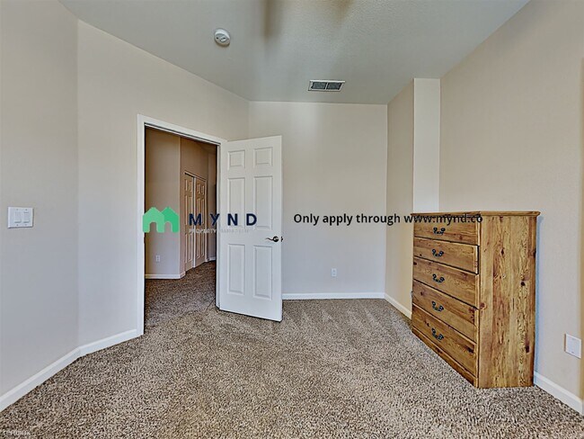 Building Photo - 900 S Meadows Pkwy
