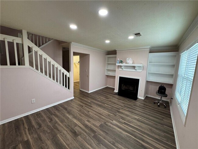 Building Photo - 3102 Destin Cir