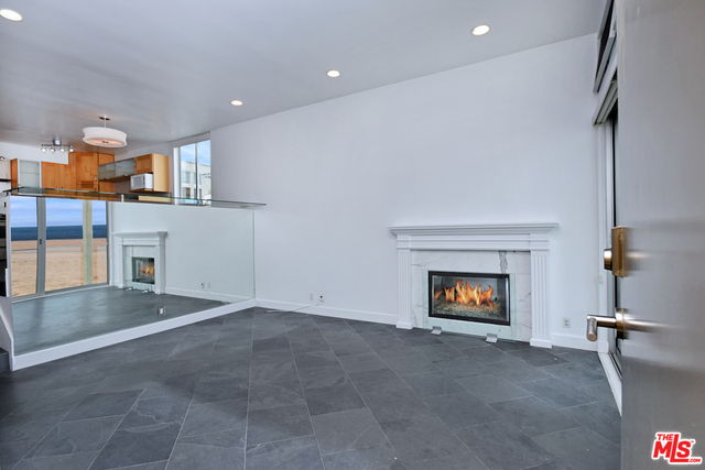 Building Photo - 1 Ironsides St