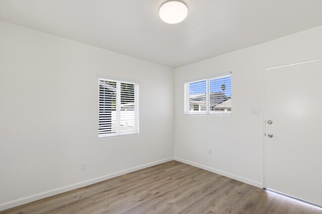 Building Photo - 4822 8th St