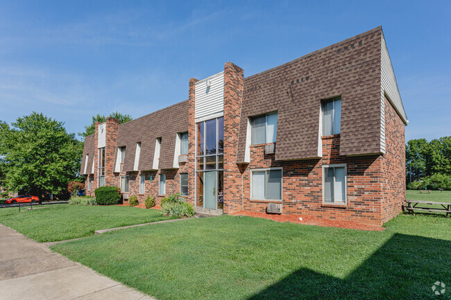 Building Photo - Western Green