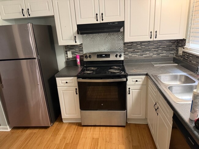 Photo - 3575 Oakvale Rd (Decatur, GA) Apartment