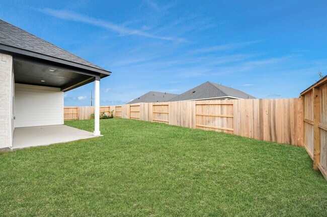 Foto del edificio - 5615 Buttonbush Ct