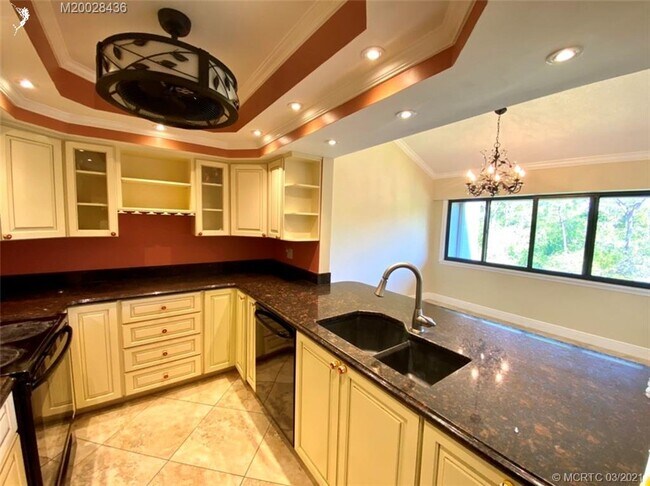 Foto del edificio - 1600 NE Dixie Hwy