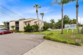 Building Photo - 1040 S Buena Vista Dr
