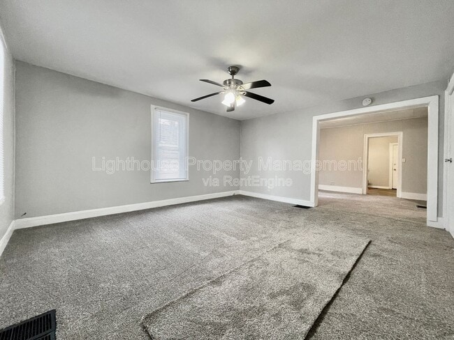 Foto del edificio - 1011 Quarry Ave NW
