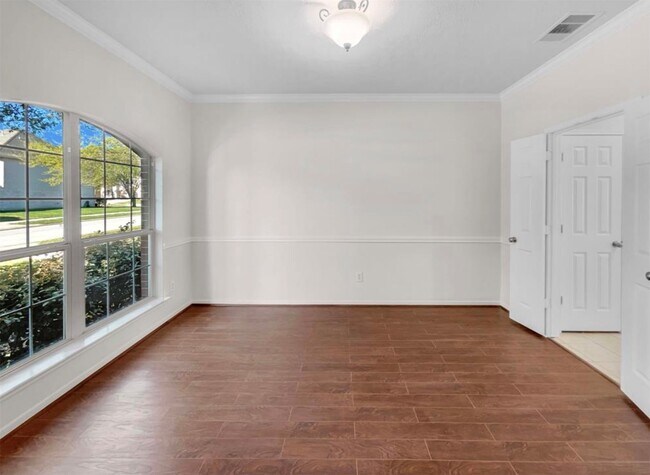 Foto del edificio - 622 Manchester Trail Dr