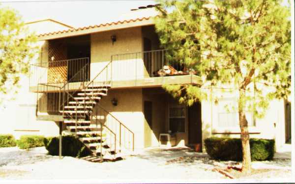 Building Photo - Charleston Heights