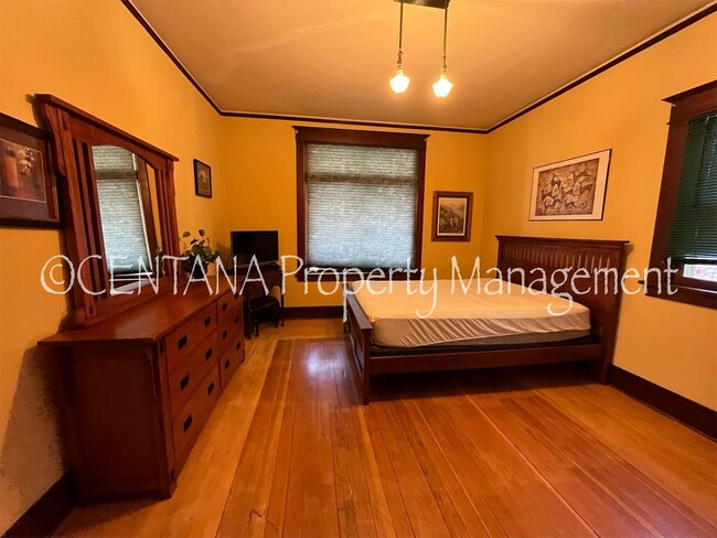 Foto del edificio - Fully Furnished Historic Home in Uptown Butte