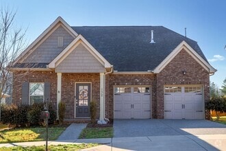 Building Photo - 132 Telavera Dr