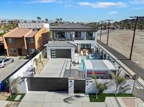 Building Photo - 51116 Avenida Mendoza