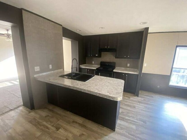 Building Photo - 6735 US-90