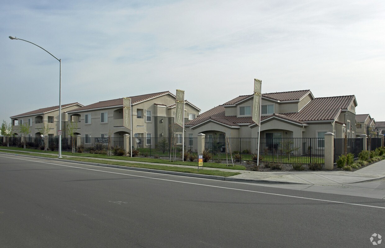 Montelena Townhomes 3626 N Blythe Ave Fresno, CA Apartments for