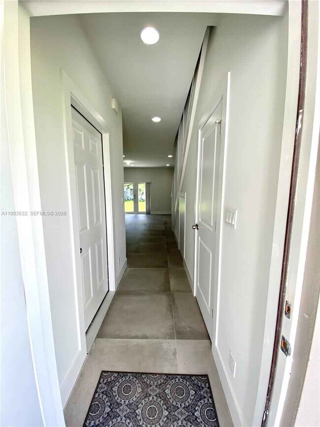 Foto del edificio - 5860 Hollywood Way