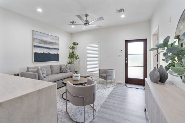 Foto del edificio - 1116 Nadine St