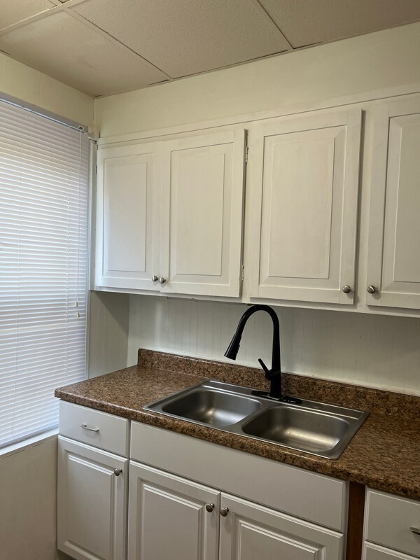 Building Photo - 44 Middle St