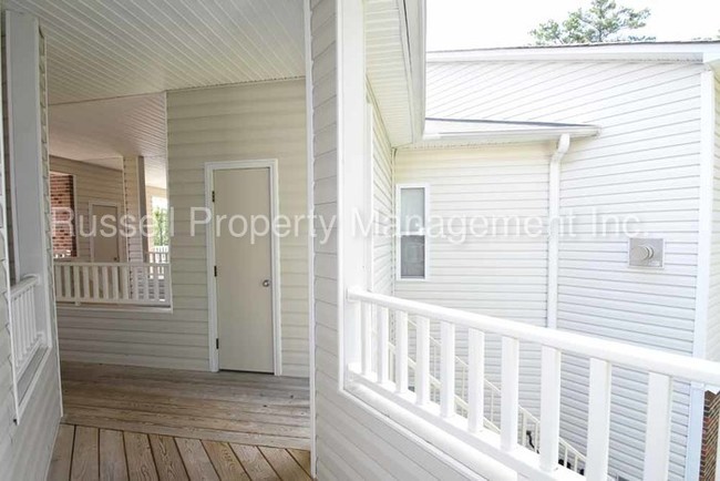 Building Photo - 1137 Turtle Creek Rd