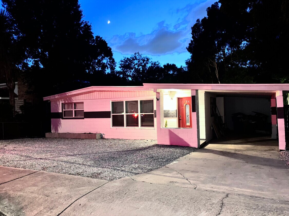 Primary Photo - 4814 N Highland Ave