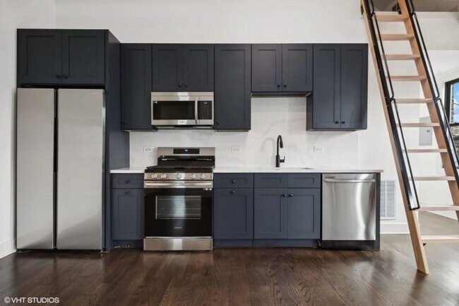 Foto del edificio - 1114 W Grand Ave