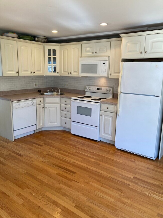 Open Concept - 45 Endicott Rd