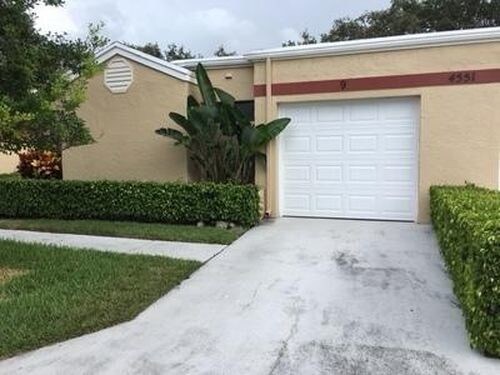 Foto principal - 4551 Discovery Ln