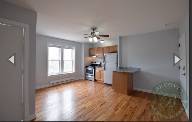 Foto del edificio - 7445 N Greenview Ave