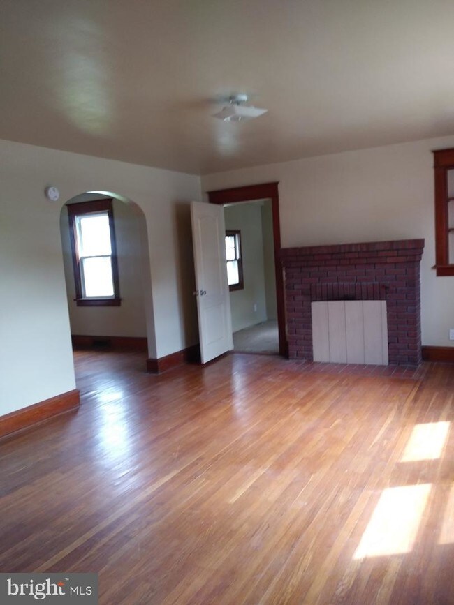 Building Photo - 177 Union Street