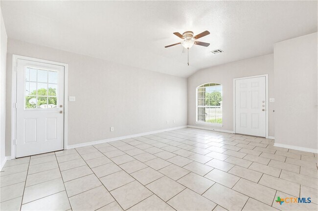 Foto del edificio - 3605 Westwood Dr