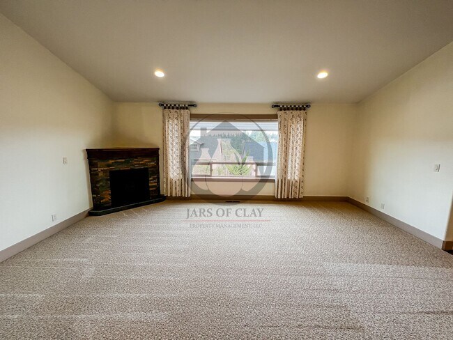 Foto del edificio - Beautiful South Salem Home - MOVE IN READY!