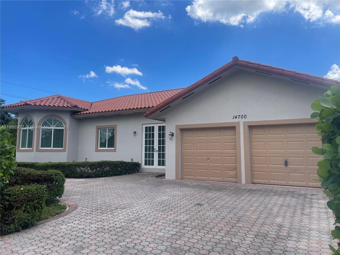 Foto principal - 14700 SW 174th St