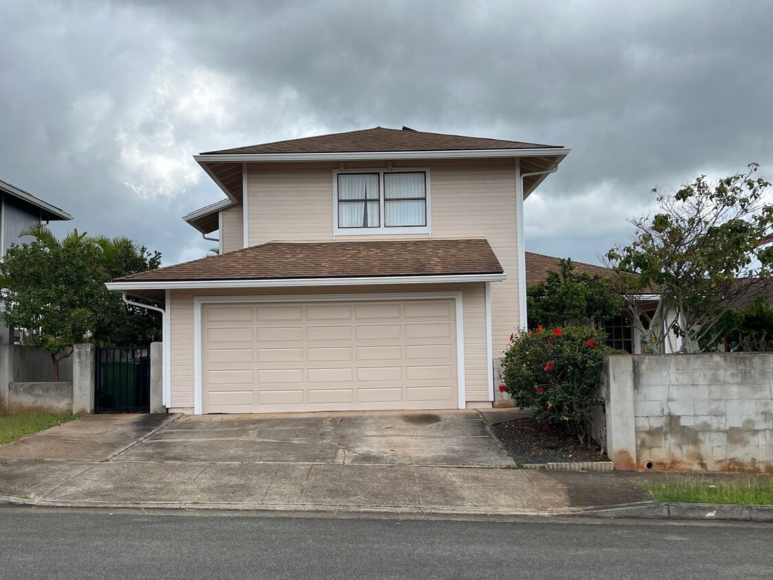 Foto principal - Mililani Single Family Home - 4 bedrooms, ...