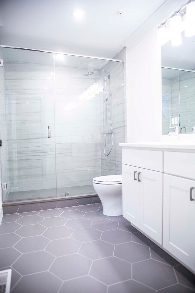 Photo - Charming 4 Bedroom-No Broker Fee Apartment