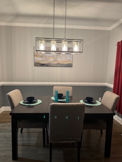 Informal Dining Room - 228 Doane St SW
