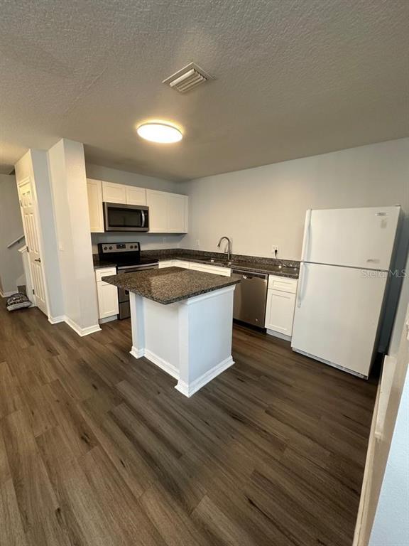 Building Photo - 2762 Club Cortile Cir
