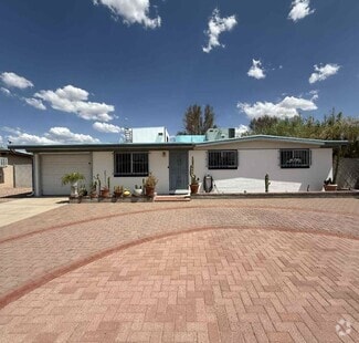 Building Photo - 8574 E Ruby Dr