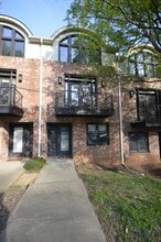 Building Photo - 142 Moreland Ave SE