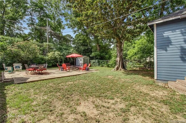 Building Photo - 3420 Coldwell St