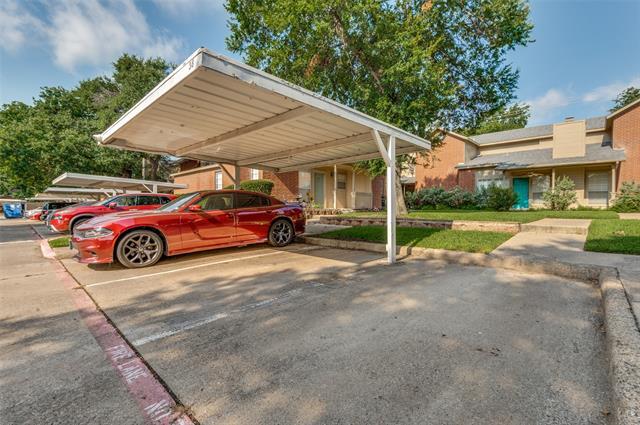 Foto principal - 1410 Meadowood Village Dr