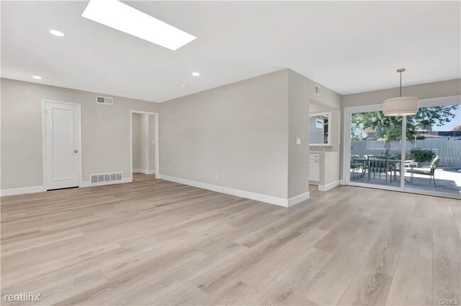 Foto del edificio - 3 br, 2 bath House - 13071 Chirping Sparro...