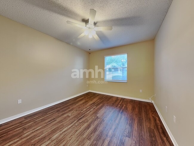 Foto del edificio - 9955 Shadow Creek Dr