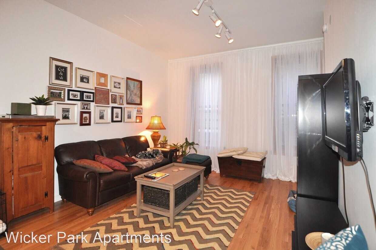 Foto principal - 1260 N Bosworth Ave